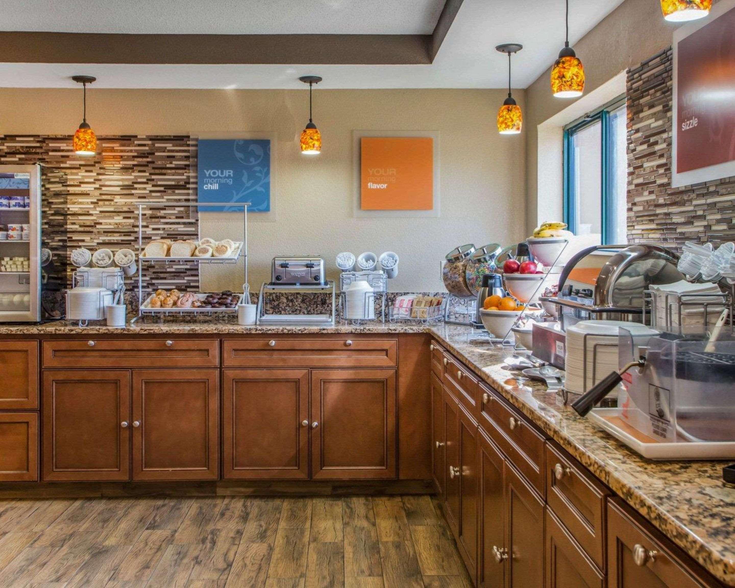 Comfort Inn Joliet West I-80 Экстерьер фото