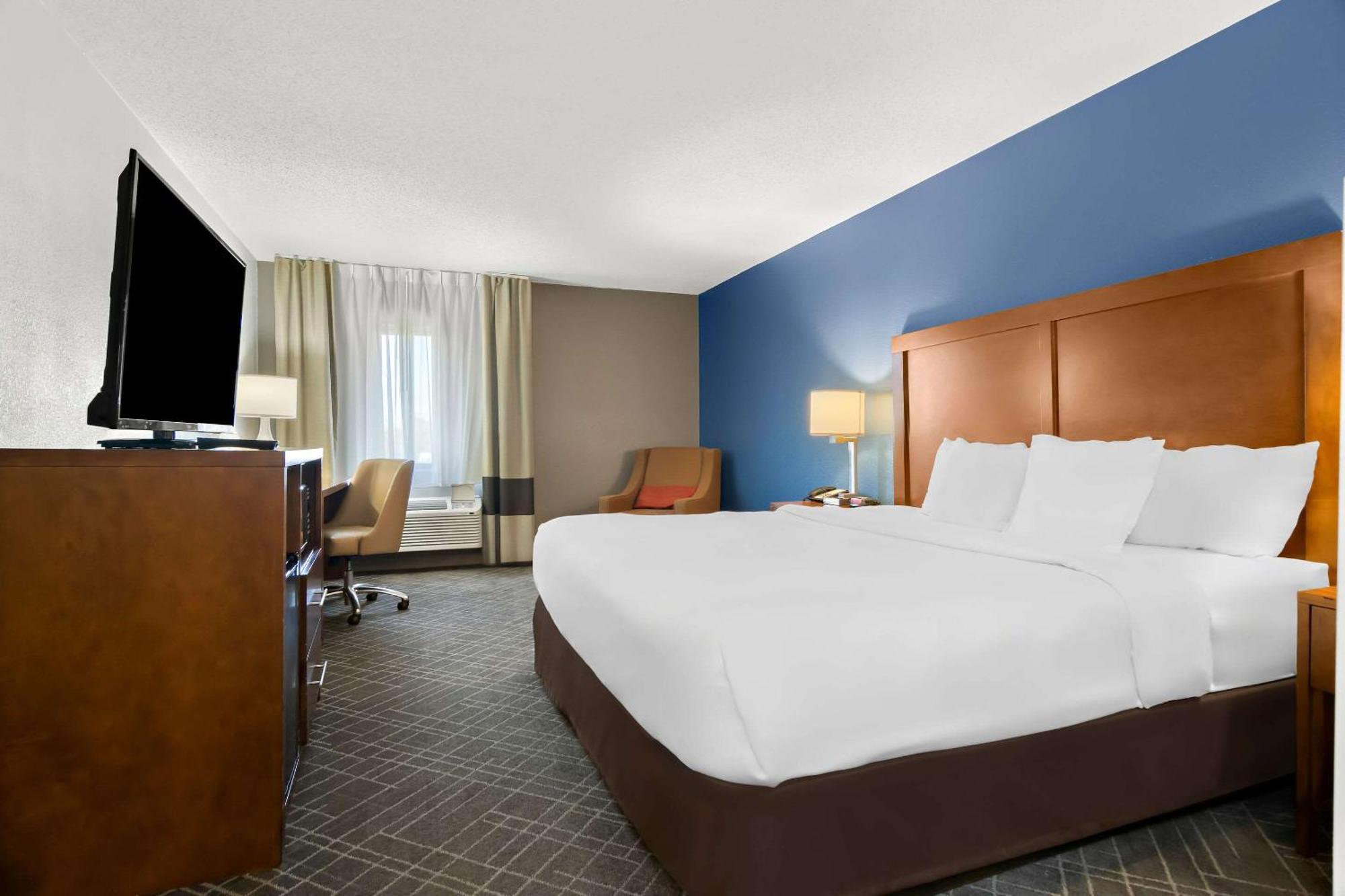 Comfort Inn Joliet West I-80 Экстерьер фото